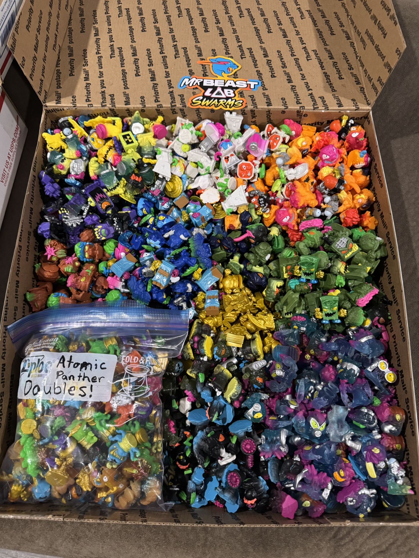 Mr Beast lab swarms collectible figurines Trade/Sell. Prices determined by rarity $2-$5 each, Or $50 For 25.