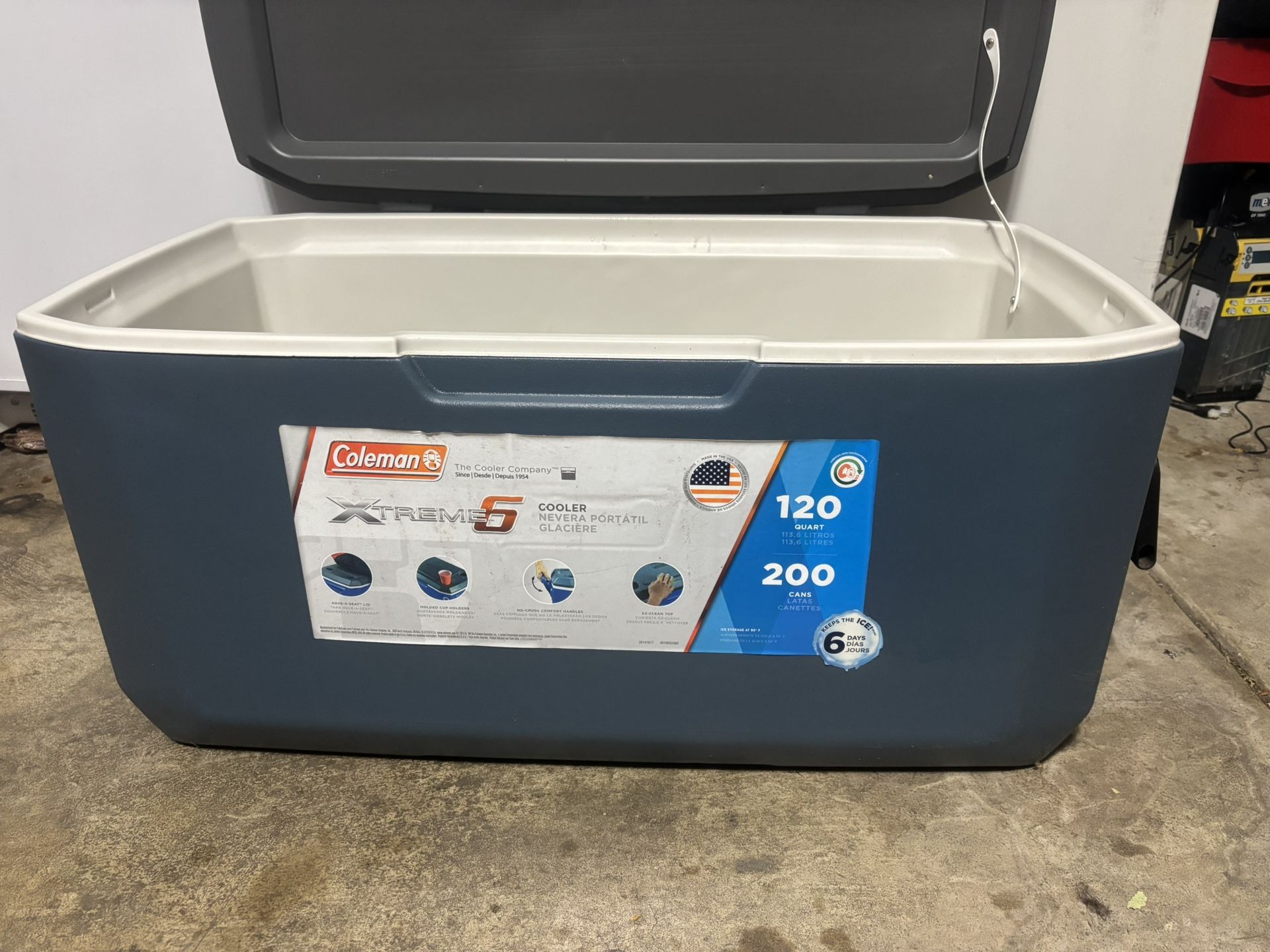 120 QT Extreme 6 Coleman Cooler 