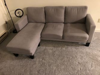 Sofa - Couch in Excellent condition