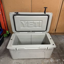 Yeti Tundra Cooler 65 Tan Color July 4th Ready