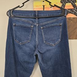 Pantalon De Mujer Old Navy Azul Talla 2 for Sale in Oxnard CA