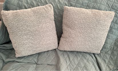 Set of 2 Sage Green Boucle Throw Pillows