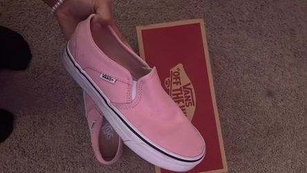 Light pink vanz. Size 7 $25