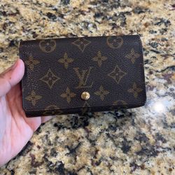 louis vuitton tresor wallet