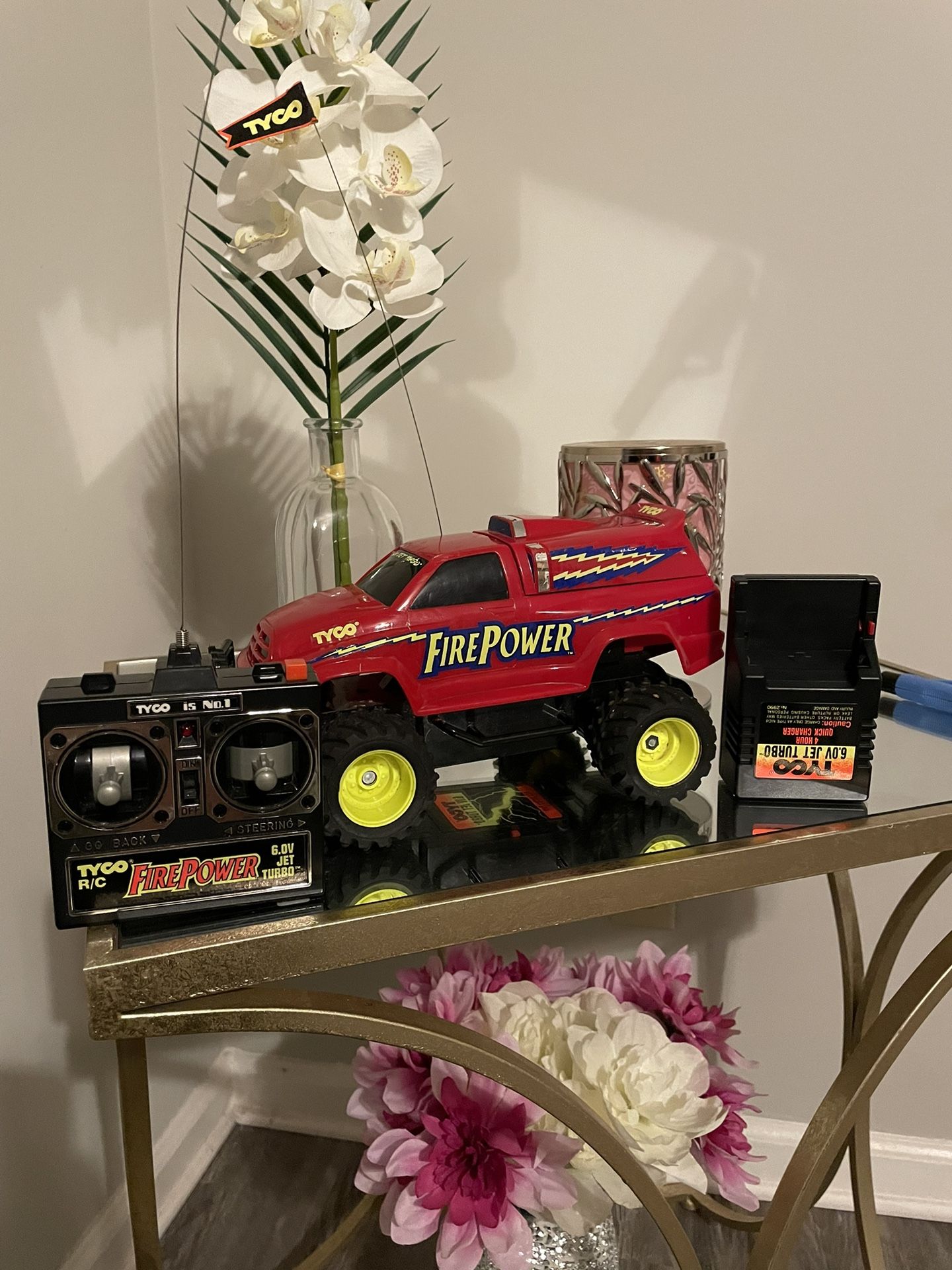 Vintage Tyco Rc 49 MHz Fire Power Truck 6v (Shoots foam Missiles )works