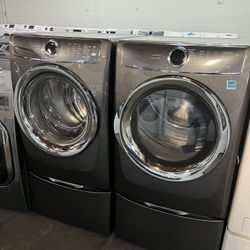 Electrolux Electric Washer & Dryer Set 🧺⚡