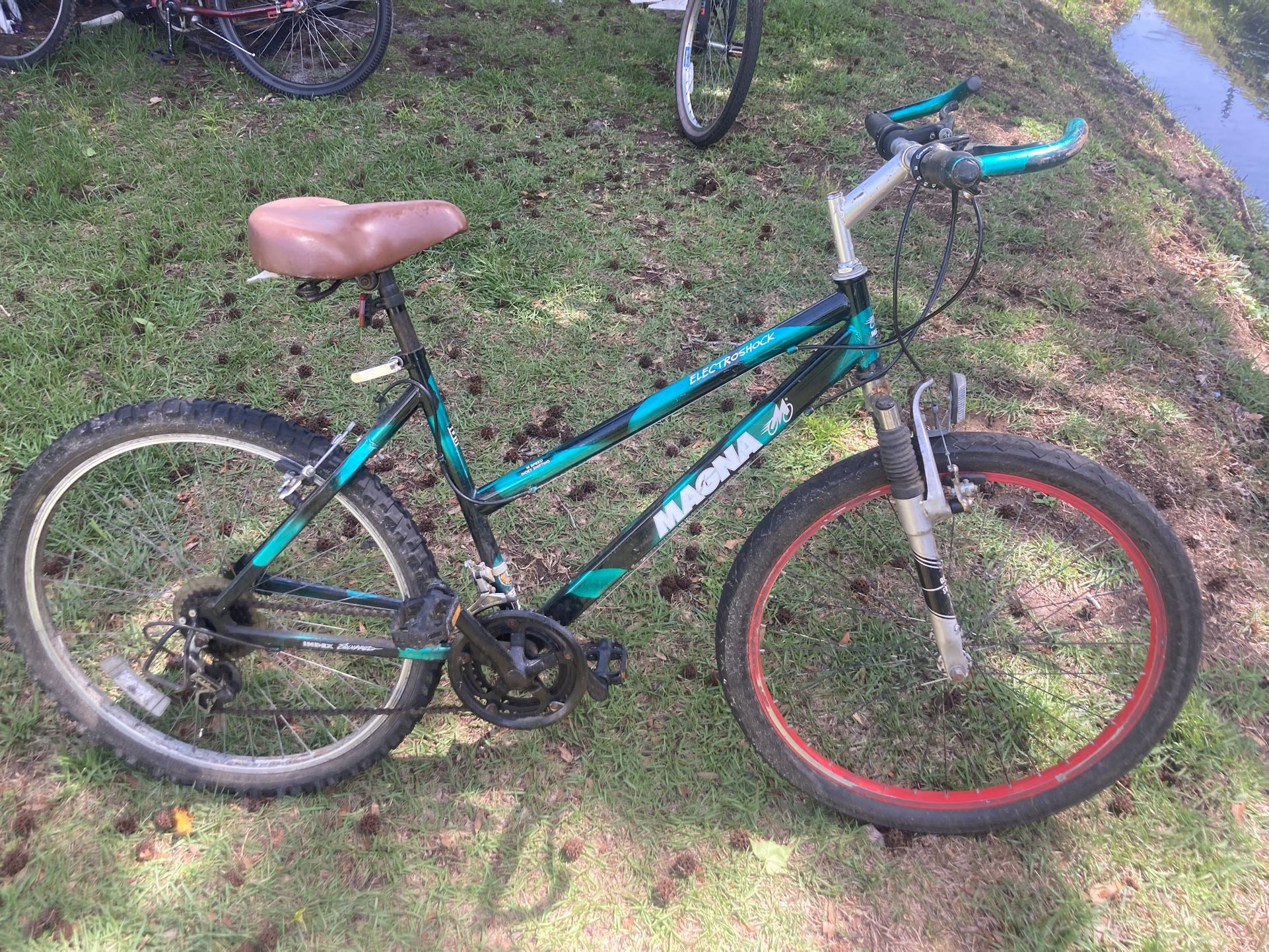 18 Speed Bicycle