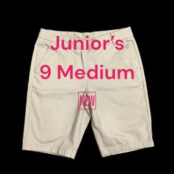 Junior's IZOD 9 Medium Shorts Chino Khakis Khaki Bermuda Stretch School Wear NWOT