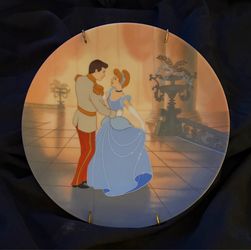 The fifth plate in "Disney Cinderella" series called "So This Is Love" measures 8" across