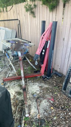 Engine hoist and engine stand