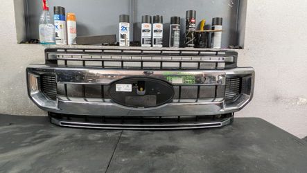 2020-2021-2022 FORD F-250/ F-250 GRILL OEM USED #10398