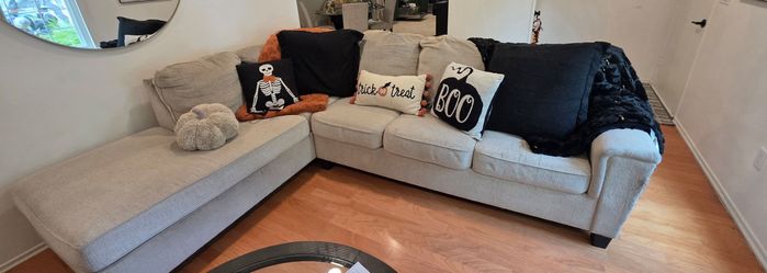 Sectional couch