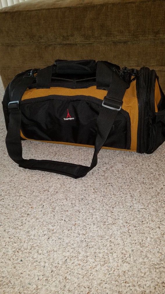 Travel Pro  Canvas Duffle Bag 