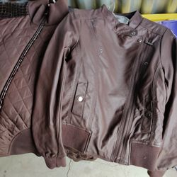 Girls Leather Jackets size 12 nice!!!! Very new condition .Hardly worn