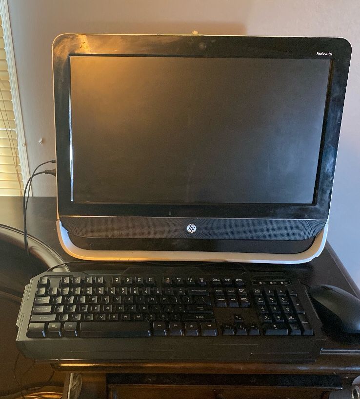 HP Pavilion 20-b323w All-in-One Desktop PC