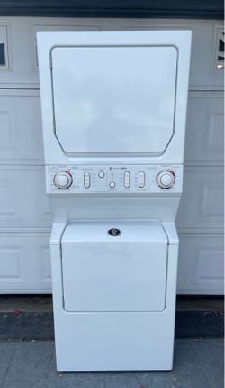 Maytag Stackable Gas Washer/Dryer (Delivery)