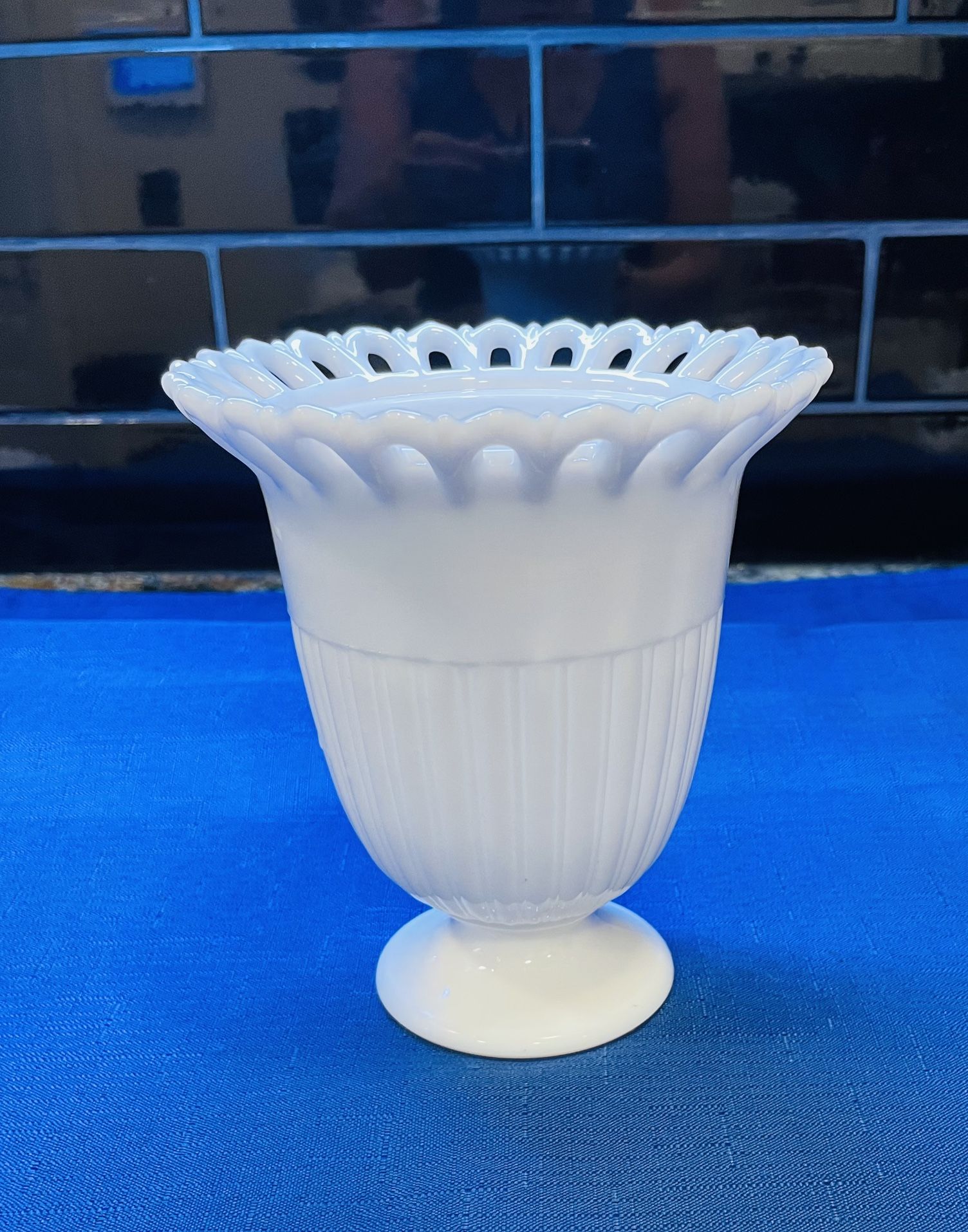 Vintage Fostoria Randolf Milk Glass Vase 
