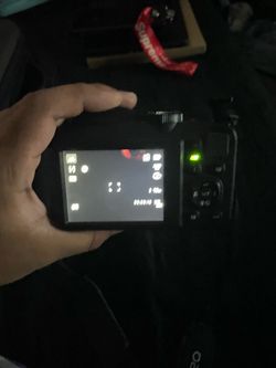 Kodak pixpro Astro Zoom Az252-BK 16mp point n shoot