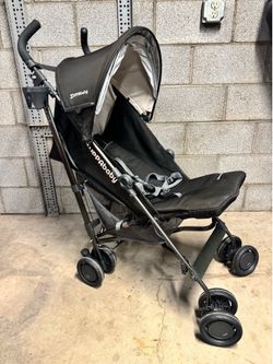 Black UPPAbaby G-Luxe Stroller