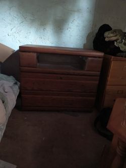 Dresser/ Desk