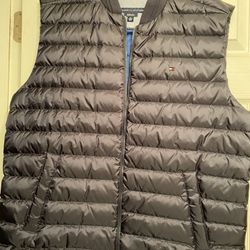 Tommy Hiliger Vest