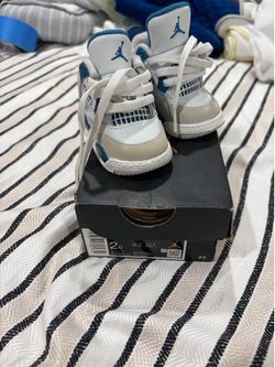 Baby shoes