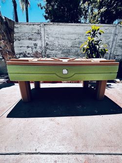Water table, sand or toy box