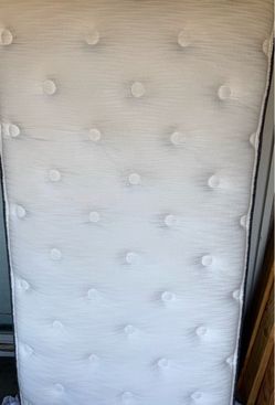 Twin mattress