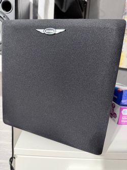 Minime Earthquake P8 Version 1 Powered Subwoofer- Black piano Gloss