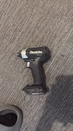 Makita 18V LXT sub-compact brushless impact driver