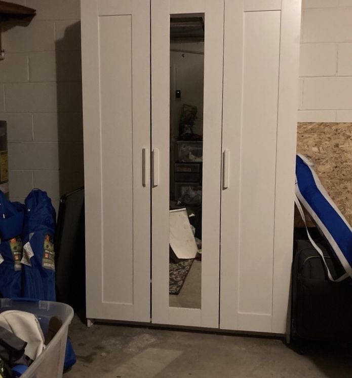 Good Condition White Wardrobe Closet