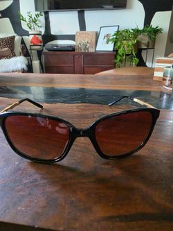 Oakleywomen's Sunglass "Game Changer"