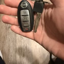 Nissan Altima keyfob 