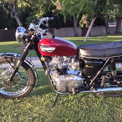 1968 TRIUMPH BONNIEVILLE T-120r