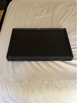2 HP DreamColor LP2480zx Professional 24” IPS Monitors