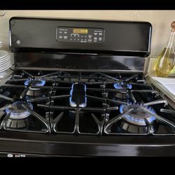 GE Stove
