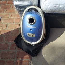 Oreck Portable Vacuum And Accessories
