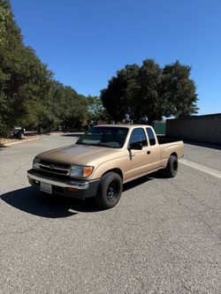 1999 Toyota Tacoma SR5