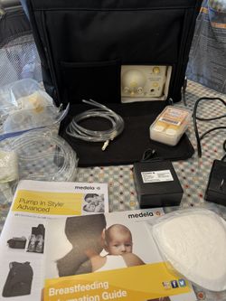 Medela Breast Pump And Style Bag
