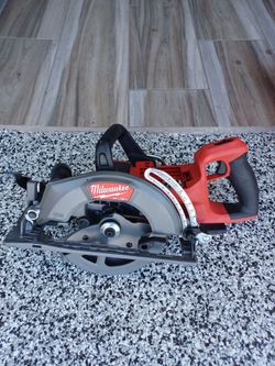 CIRCULAR SAW MILWAUKEE TOOL ONLY
