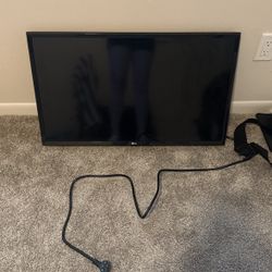 Working LG TV (need gone asap) 33 inch 