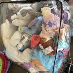 Toys/Stuffed Animals