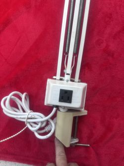 BIFOCAL MAGNIFYING DESK LAMP WITH CLAMP