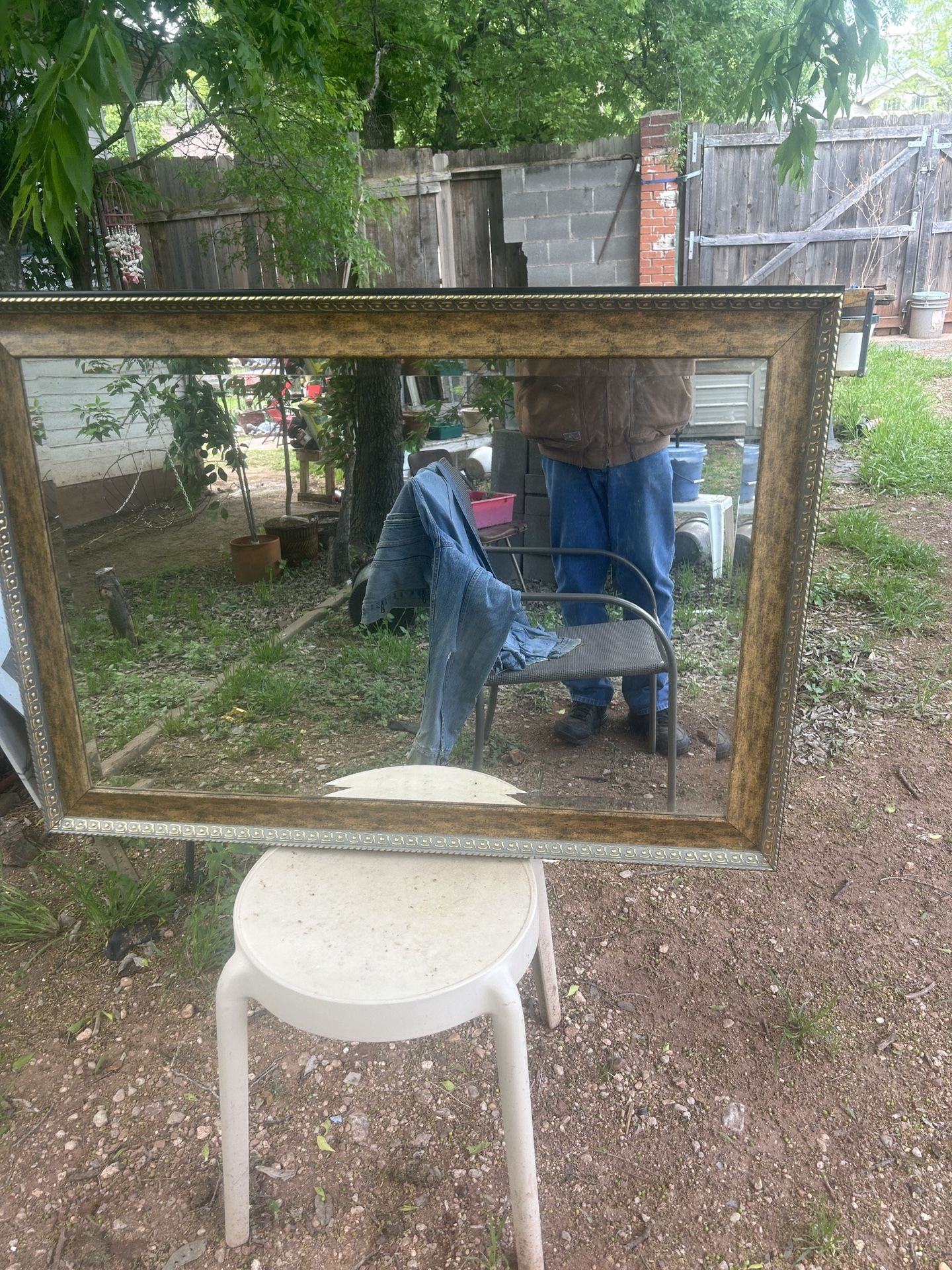 a pretty mirror its 30 inches tall and 41 inches wide 
