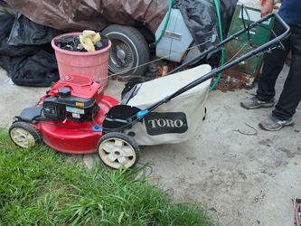 Toro Lawnmower with Bag
