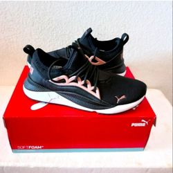 Puma Multiple Sizes Read Entire Description