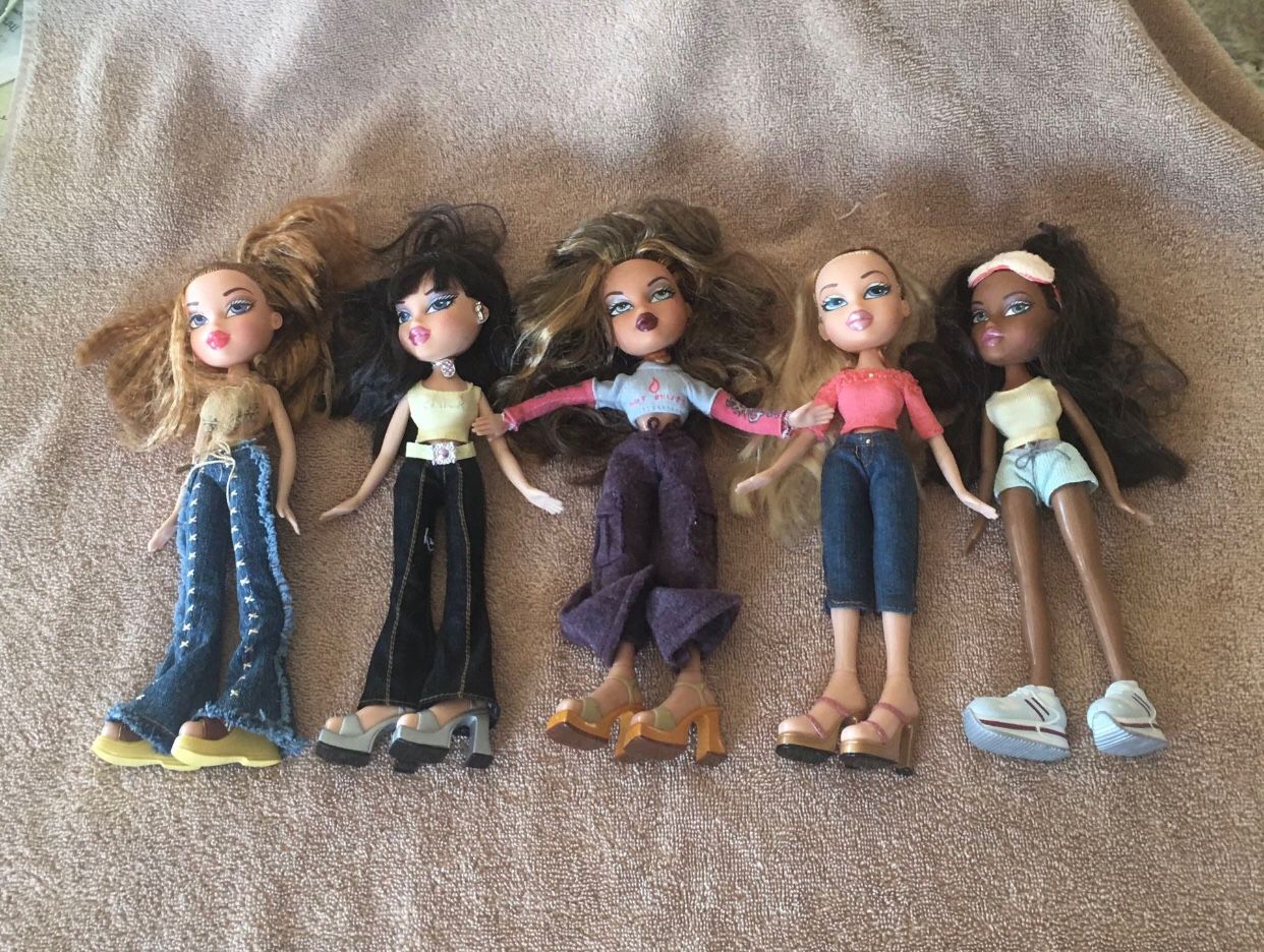 BRATZ DOLLS COLLECTION!!! Lots Of Extras! $150