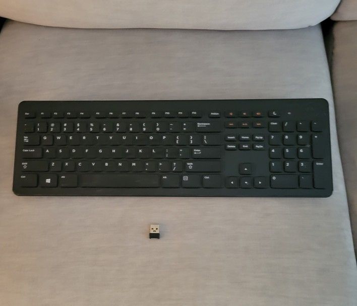 Dell Wireless Keyboard W Volume control