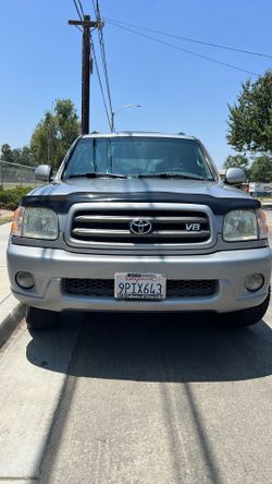 2004 Toyota Sequoia