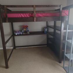 Bunk Bed With Built-in Desk And Bookshelf 